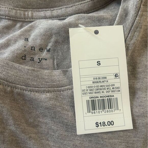 FREE with purchase, NWT a new day Women's Long Sleeve Brushed Tee - beige - Picture 2 of 3